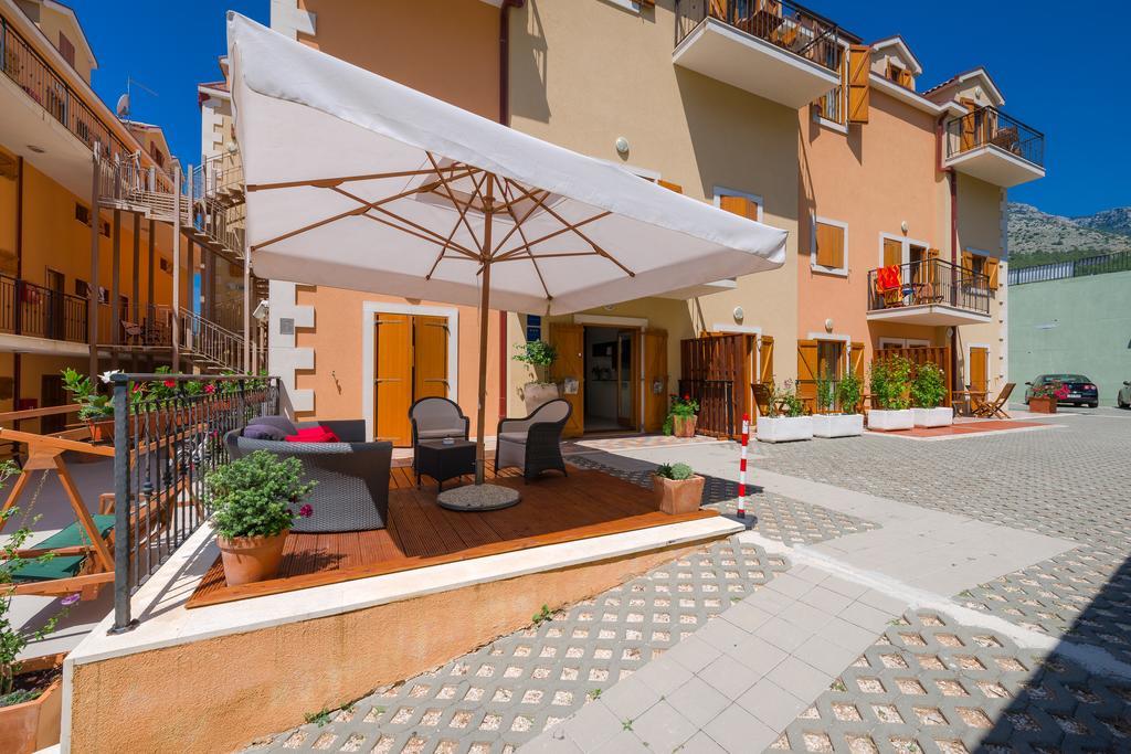 Apartments Vallum 볼 외부 사진